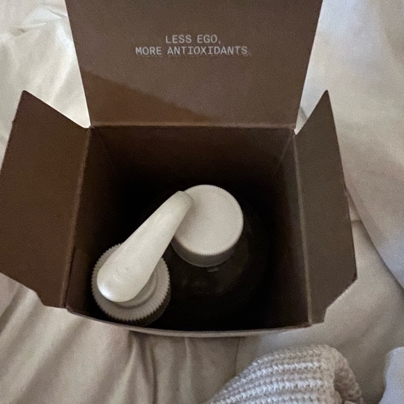 UNOPENED youth to the people facial cleanser - Picture 3 of 3